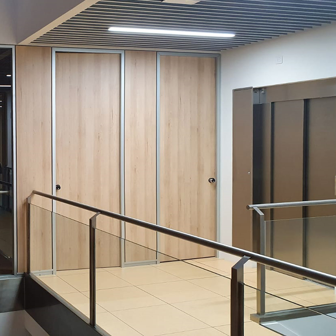 protecnics_global_mampara_office